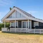 펜션 2 Bedroom Cozy In Sjolund