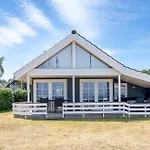 펜션 2 Bedroom Cozy In