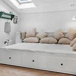 펜션 2 Bedroom Cozy In *