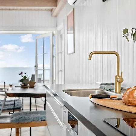 Ferienhaus 2 Bedroom Cozy In Sjolund