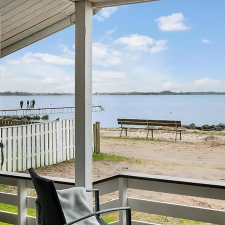 Holiday home 2 Bedroom Cozy In